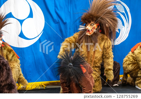 Traditional performing art "Iwami Kagura" - the world of powerful masks and dance Traditional performing art "Iwami Kagura" - the world of powerful masks and dance 128755269