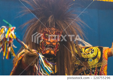 傳統表演藝術「石見神樂」－充滿力量的面具與舞蹈的世界 128755296