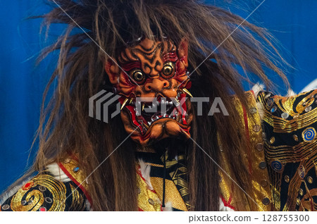 傳統表演藝術「石見神樂」－充滿力量的面具與舞蹈的世界 128755300