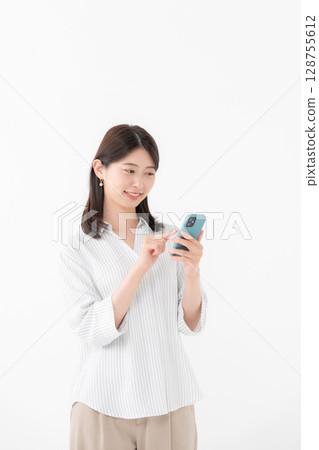 Woman, smartphone, smile Woman, smartphone, smile 128755612