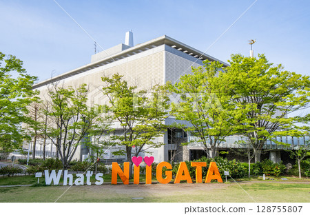 Niigata Prefectural Civic Hall and the "NIIGATA" Monument in Niigata City, Niigata Prefecture 128755807