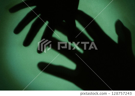 犯罪和危險圖像 犯罪和危險圖像 128757243