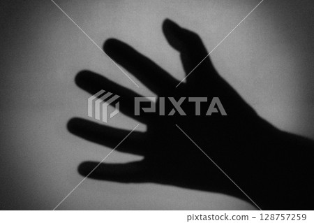 犯罪和危險圖像 128757259