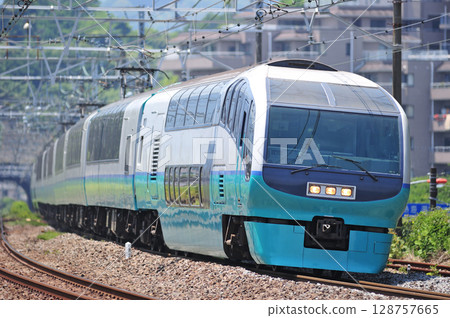 Tokaido Line Manazuru JR East 251 series RE-3 train (Omiya) Super View Odoriko 128757665