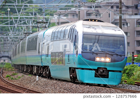 東海道本線萬鶴JR東日本系列251 RE-2編隊(大宮)Super View Dancer 東海道本線萬鶴JR東日本系列251 RE-2編隊(大宮)Super View Dancer 128757666