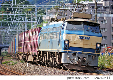 Tokaido Main Line, Manazuru, JR Freight, EF66-30 (Suita) Tokaido Main Line, Manazuru, JR Freight, EF66-30 (Suita) 128760311