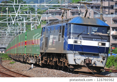 東海道本線真鶴JR貨運EF210-158（吹田） 128760562