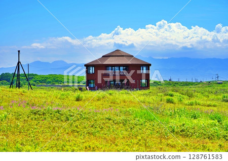 Scenery of Hamanasu Hill Park (Ishikari City, Hokkaido) 128761583