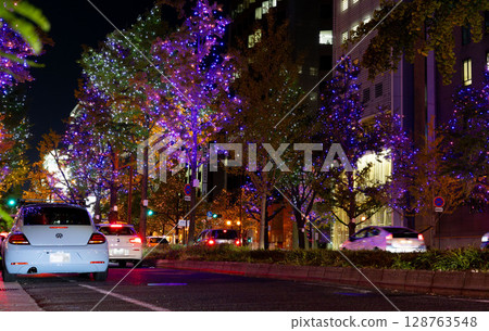 Christmas illuminations on Midosuji in Osaka, Christmas in Kansai 128763548