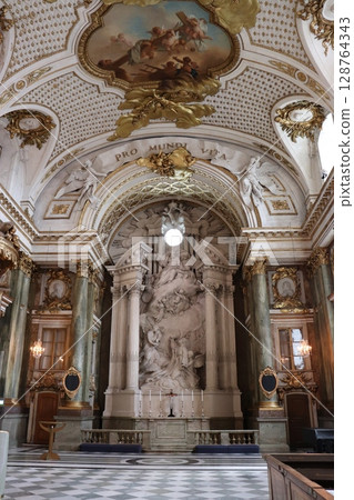 Stockholm Palace 128764343