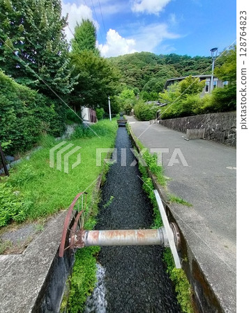 Biwa Lake hydrophobia Biwa Lake hydrophobia 128764823