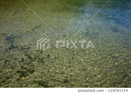 Lakeside campsite: Lake Kizaki, Omachi City, Nagano Prefecture Lakeside campsite: Lake Kizaki, Omachi City, Nagano Prefecture 128765724