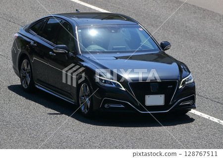 黑色轎車形象 黑色轎車形象 128767511