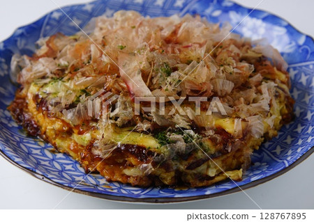 Pork ball Okonomiyaki Pork ball Okonomiyaki 128767895
