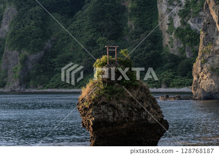 Ebisu Rock and Daikoku Rock that seem like they might fall but never do 128768187