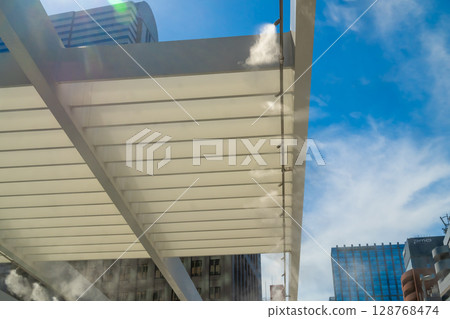 Mist shower 128768474