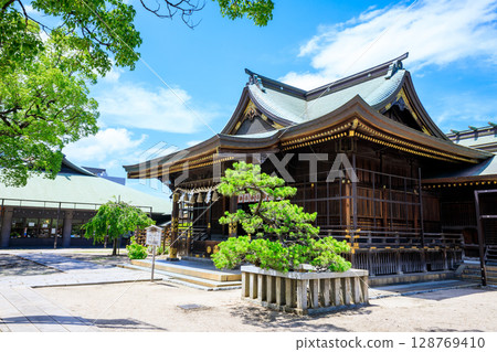 Wakamatsu Ebisu Shrine in summer, Kitakyushu City, Fukuoka Prefecture Wakamatsu Ebisu Shrine in summer, Kitakyushu City, Fukuoka Prefecture 128769410