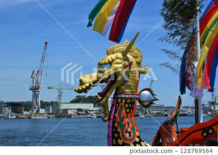 Ryuhomaru at the Shiogama Minato Festival, Miyagi Ryuhomaru at the Shiogama Minato Festival, Miyagi 128769564