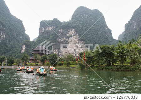 越南長安遊船 128770038