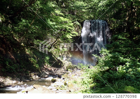龜田不動瀑布(由利本莊市,250520) 龜田不動瀑布(由利本莊市,250520) 128770398