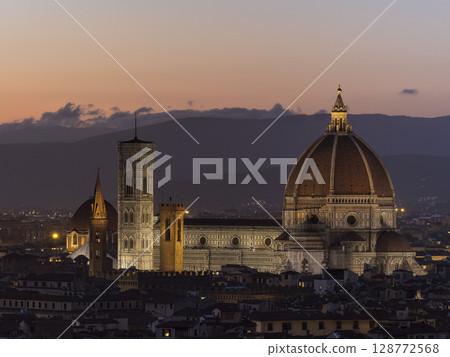 Florence, Italy - Duomo di Firenze at dusk 128772568