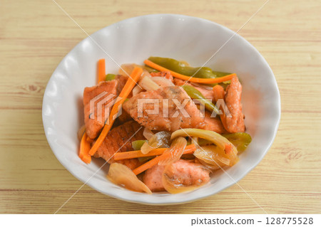 在Nambucana的醃三文魚 128775528