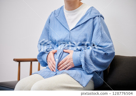 孕婦,孕婦,椅子,溫馨 孕婦,孕婦,椅子,溫馨 128776504