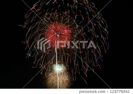 Tsu Fireworks Festival, Tsu City, Mie Prefecture 128776842
