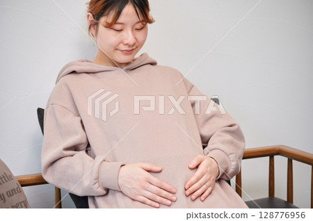 孕婦，孕婦，椅子，溫馨 128776956