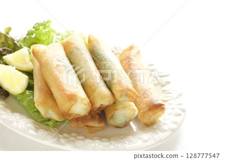 胡蘿蔔紫蘇起司春捲 胡蘿蔔紫蘇起司春捲 128777547