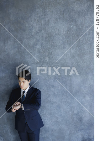 Men in a suit 128779362