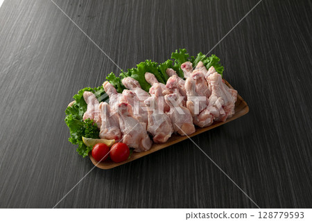 Chicken wings, chicken, bone-in, raw meat, fresh 128779593