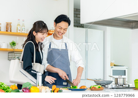 職業婦女與家庭主婦 128779966