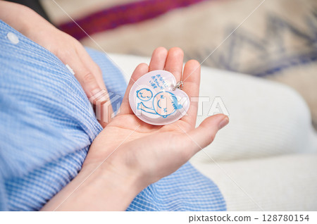 孕婦妊娠紋 128780154