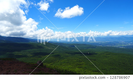 長野縣茅野市茶臼山展望台的壯麗景色 長野縣茅野市茶臼山展望台的壯麗景色 128786907