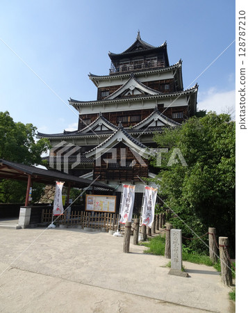 日本廣島縣廣島市廣島城 - 城堡塔 - 照片 日本廣島縣廣島市廣島城 - 城堡塔 - 照片 128787210