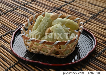 A pinch of salted edamame A pinch of salted edamame 128789013