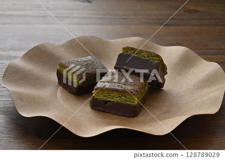 迷你濃鬱宇治抹茶布朗尼 迷你濃鬱宇治抹茶布朗尼 128789029