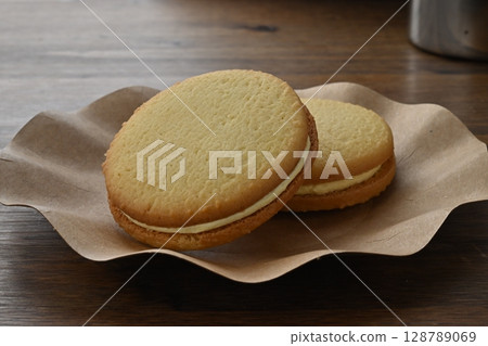 Beard Papa 薄餅三明治 - 派奶油泡芙口味 Beard Papa 薄餅三明治 - 派奶油泡芙口味 128789069