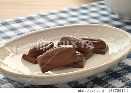 Fujiya Almond Chocolate 128789154