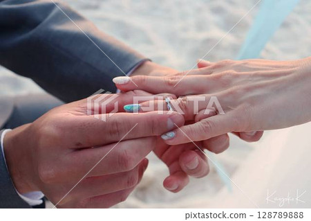Summer Wedding Photo 7 128789888