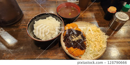 Miso cutlet set meal 128790666