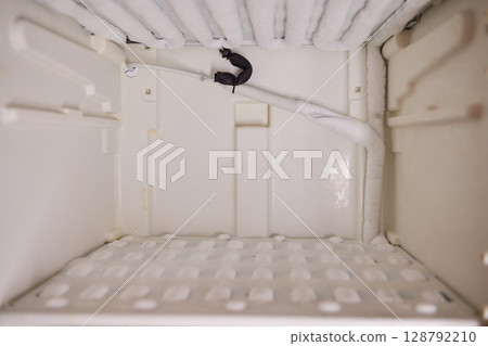 Refrigerator Repair Essential Troubleshooting Tips and Ongoing Maintenance Techniques 128792210