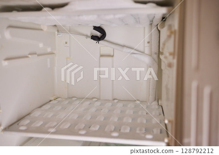 Refrigerator Repair Essential Troubleshooting Tips and Ongoing Maintenance Techniques 128792212