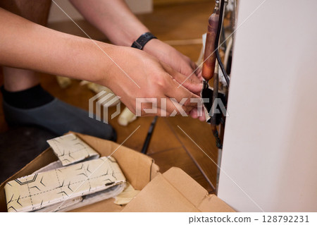 Refrigerator Repair Essential Troubleshooting Tips and Ongoing Maintenance Techniques 128792231