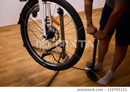 Bicycle Maintenance Guide How to Effectively Pump Up a Tire at Home with Ease and Precision 128795132