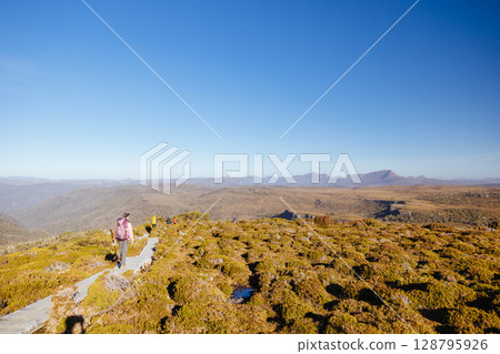 Barn Bluff Sunset View in Tasmania Australia Barn Bluff Sunset View in Tasmania Australia 128795926