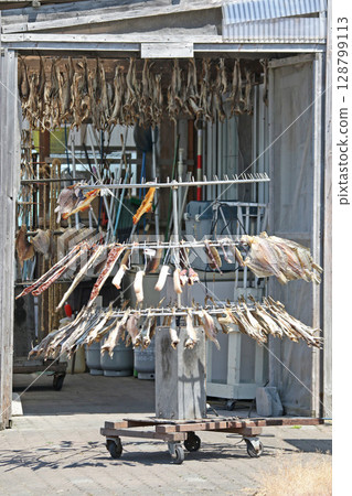 Rotary dried fish production machine Electric dried fish production machine Dried fish Overnight drying Rotary dried fish production machine Electric dried fish production machine Dried fish Overnight drying 128799113