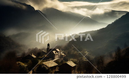 霧氣瀰漫的山村/充滿寧靜與夢幻的壯麗自然景觀 128800499