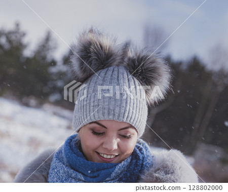 Female wearing warm outfit during winter 128802000